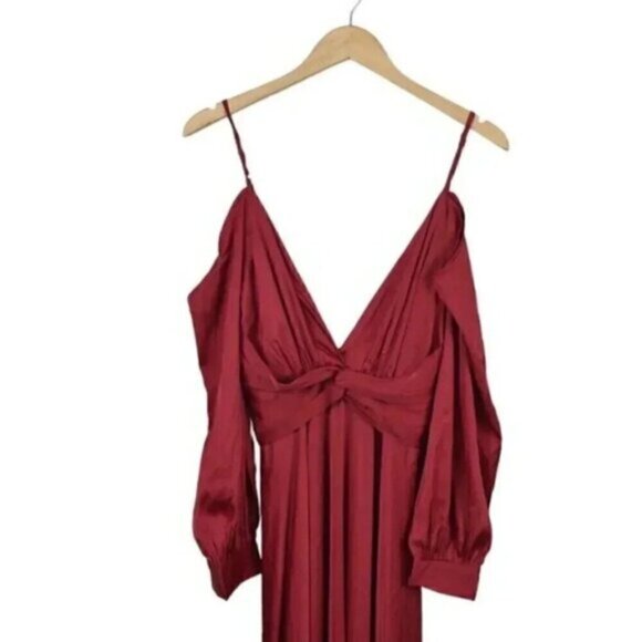NWT Fashion Nova Mansion Dinner Party Satin Gown Wine Burgundy Maxi Dress XS - Picture 6 of 11